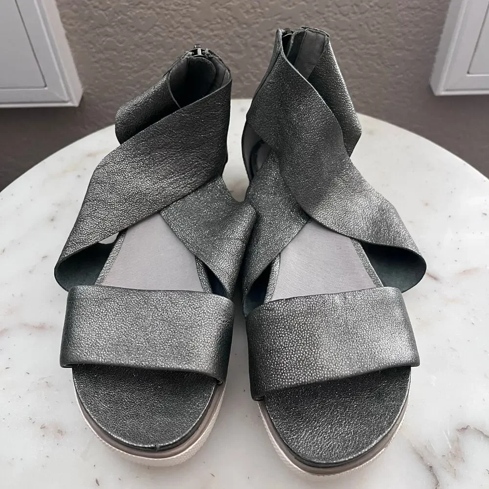 Eileen Fisher Sport Tumbled Leather Sneaker Sandal Metallic Silver Gray 6.5 Zip